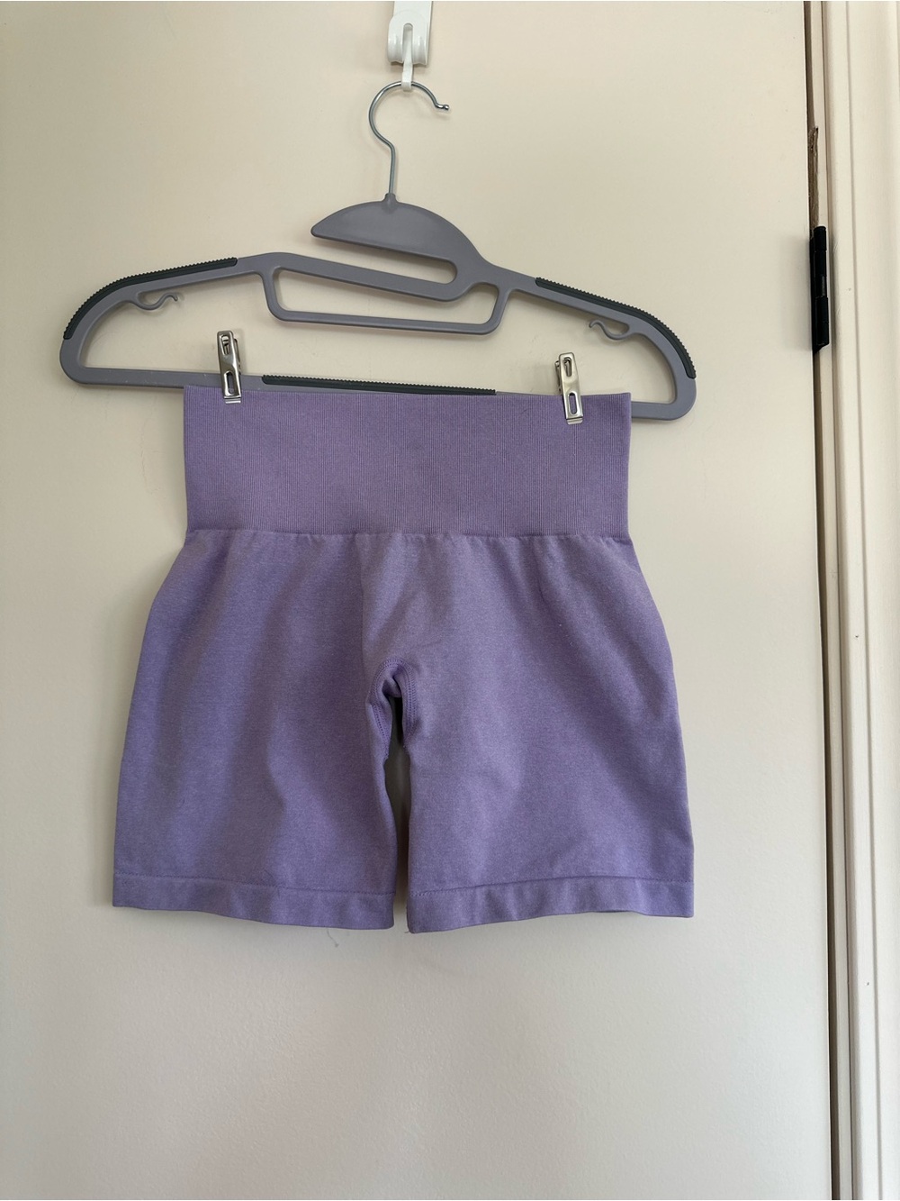 NVGTN lilac/lavender Pro Shorts XS